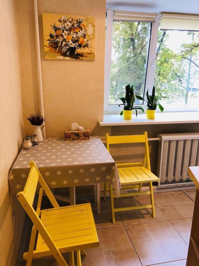 Sunflower Apartment Near Kiev Airport & Railway Station & Center City! Eksteriør bilde