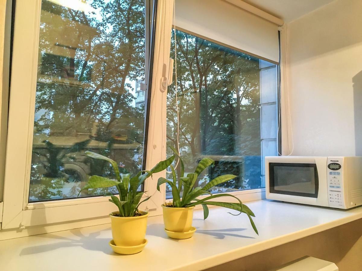 Sunflower Apartment Near Kiev Airport & Railway Station & Center City! Eksteriør bilde